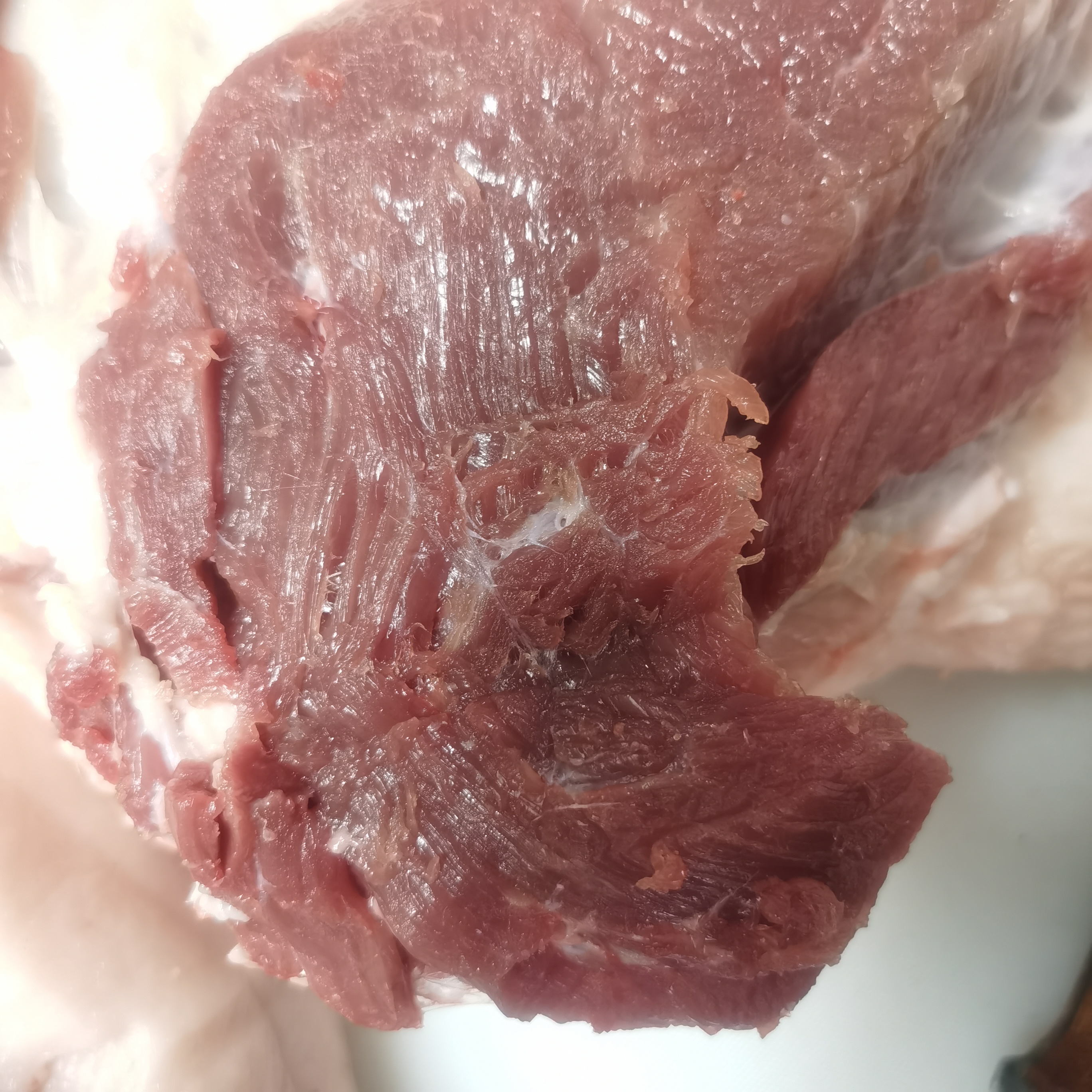 赫辽黑猪肉（横）